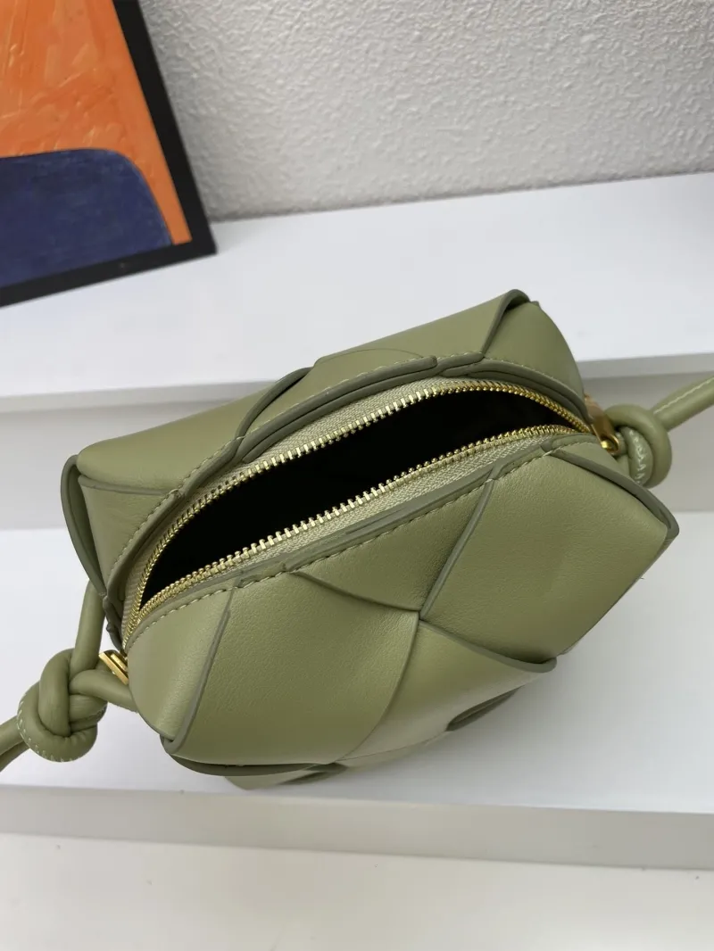 Bottega Veneta Olive Green Woven Crossbody Bag S001 Size 14x14 - Image 8