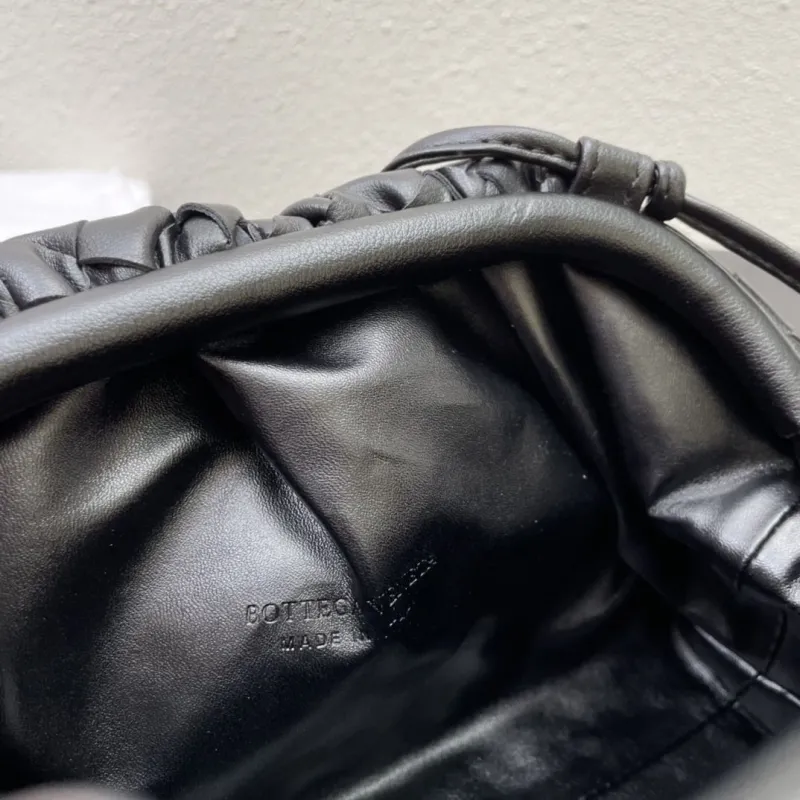 Black Bottega Veneta Crossbody Bag S2080 Small Large - Image 9