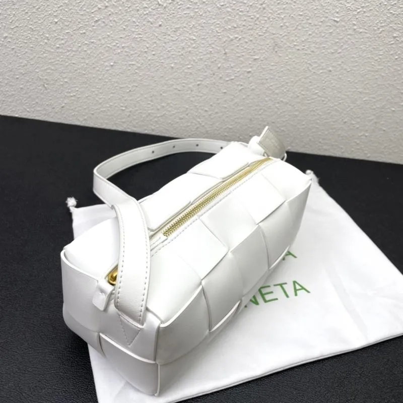 Bottega Veneta White Woven Satchel Bag S009 - Image 5