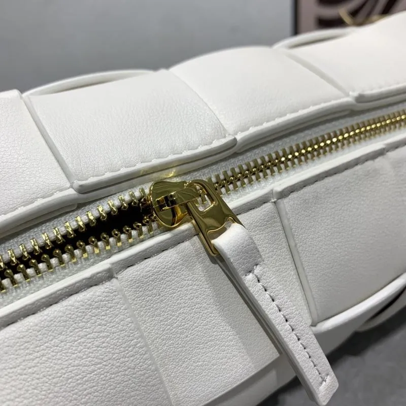 Bottega Veneta 5955 White Leather Satchel Bag - Image 8