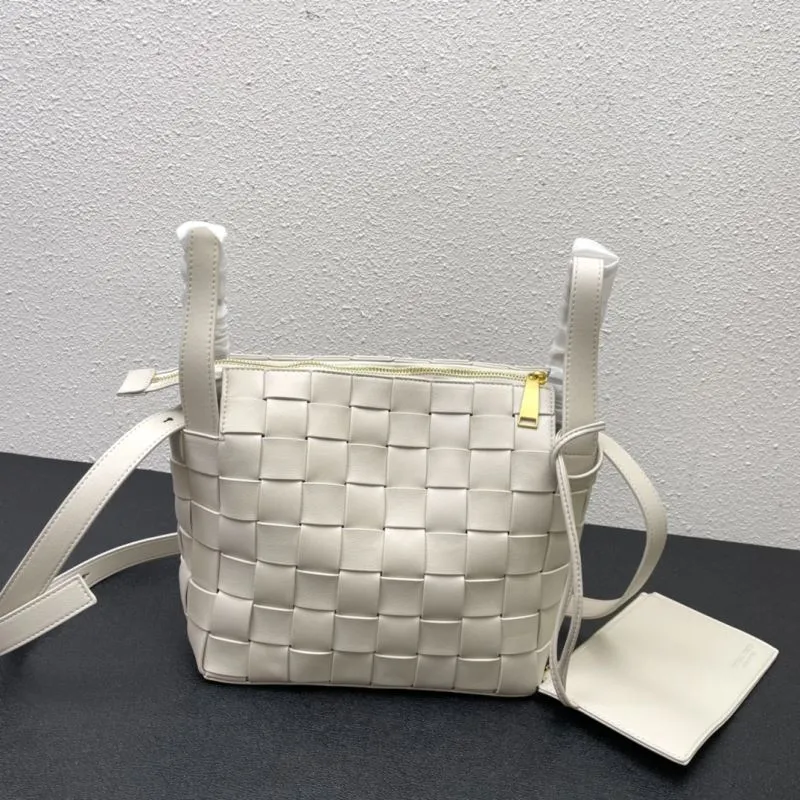 BV Small Woven Cream Satchel Bag 8286 - Image 6