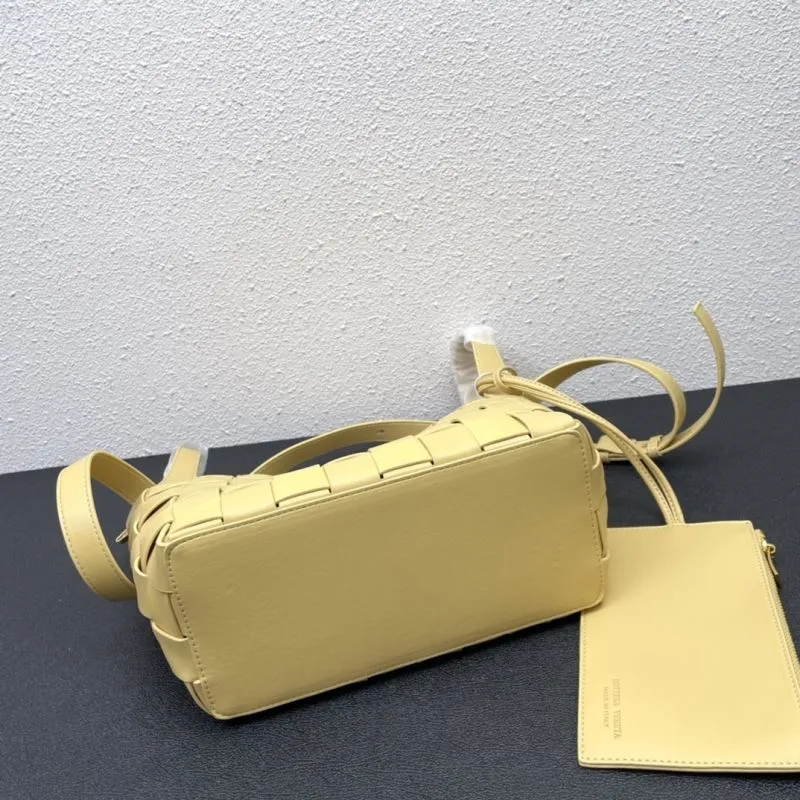 BV Yellow Woven Satchel Bag Small 24cm 8286 - Image 7