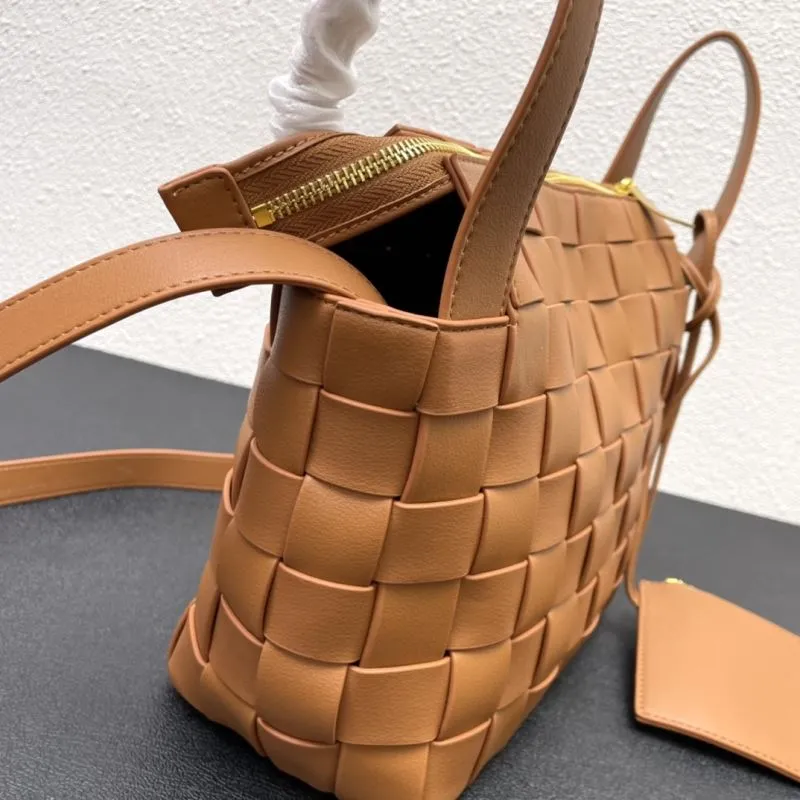 BV Small Brown Woven Leather Satchel Bag 8286 - Image 6