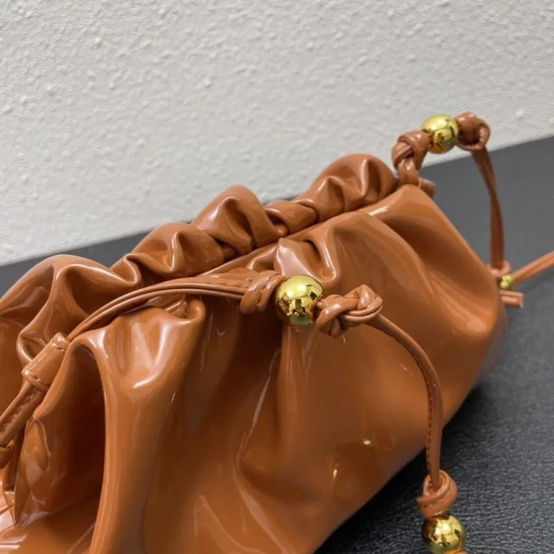 BV Brown Crossbody Bag S03044 Size 22 - Image 4