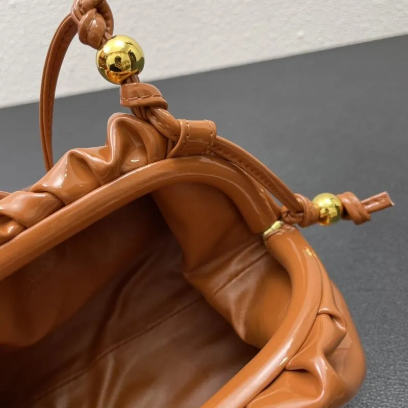 BV Brown Crossbody Bag S03044 Size 22 - Image 9