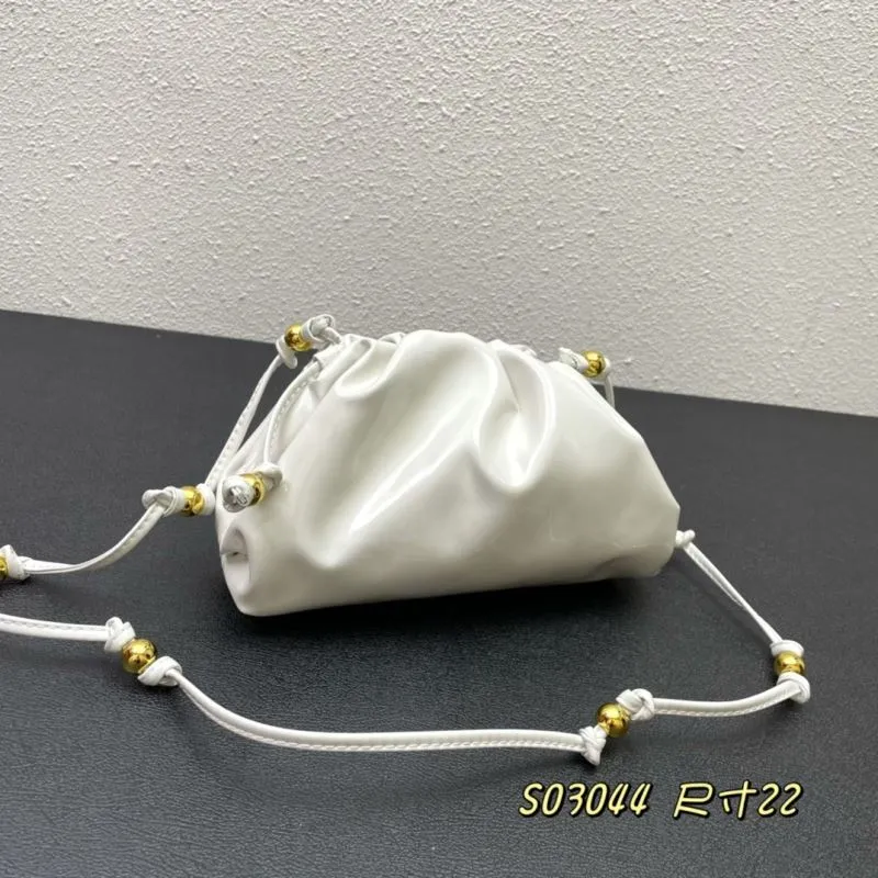 Alternative view of BV White Leather Satchel Bag S03044 Size 22
