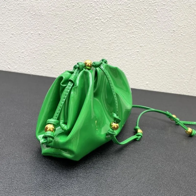 BV Green Satchel Crossbody Bag S03044 Size 22 - Image 4