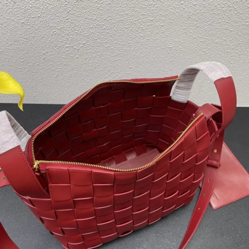 BV Red Woven Satchel Bag 9663 29cm - Image 8