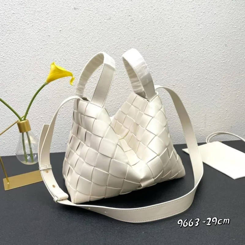 BV Cream Woven Satchel Crossbody Bag 9663 29cm - Image 3