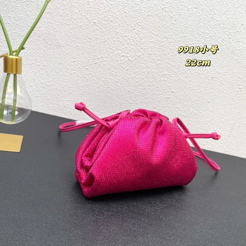 Alternative view of BV 9918 Small Fuchsia Satchel Crossbody Bag 22cm