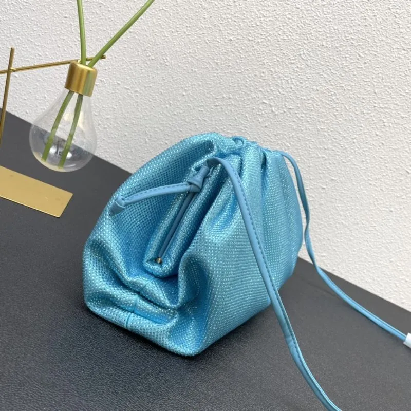 BV 9919 Large Blue Satchel Bag - Image 4