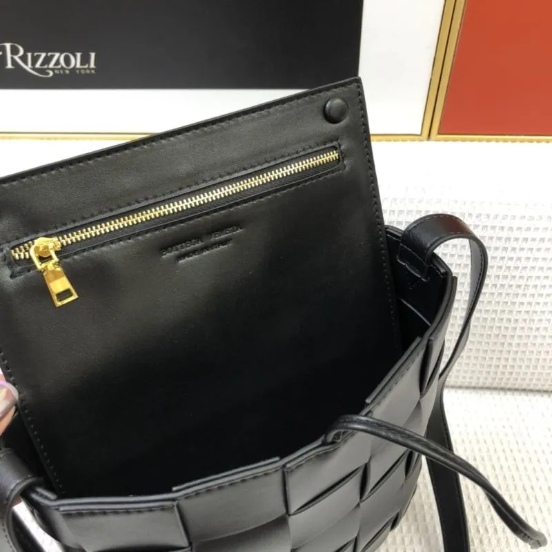 BV Black Woven Vertical Satchel Bag 9968 - Image 9