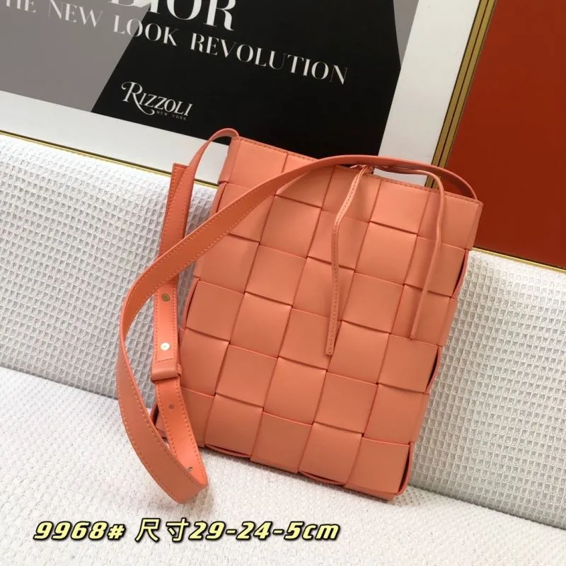 BV Cassette 9968 Coral Woven Crossbody Bag - Image 3