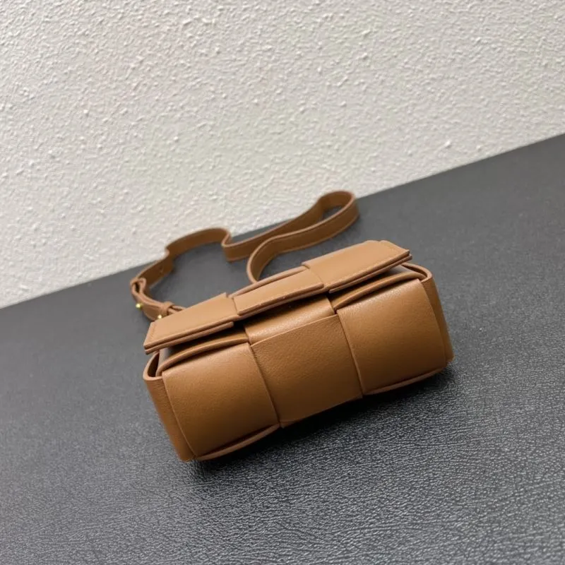 BV Brown Woven Satchel Bag S06700 12cm - Image 6