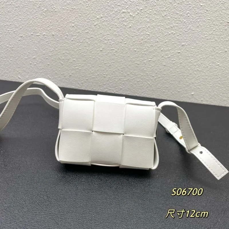 BV White Mini Satchel Bag S06700 12cm - Image 3