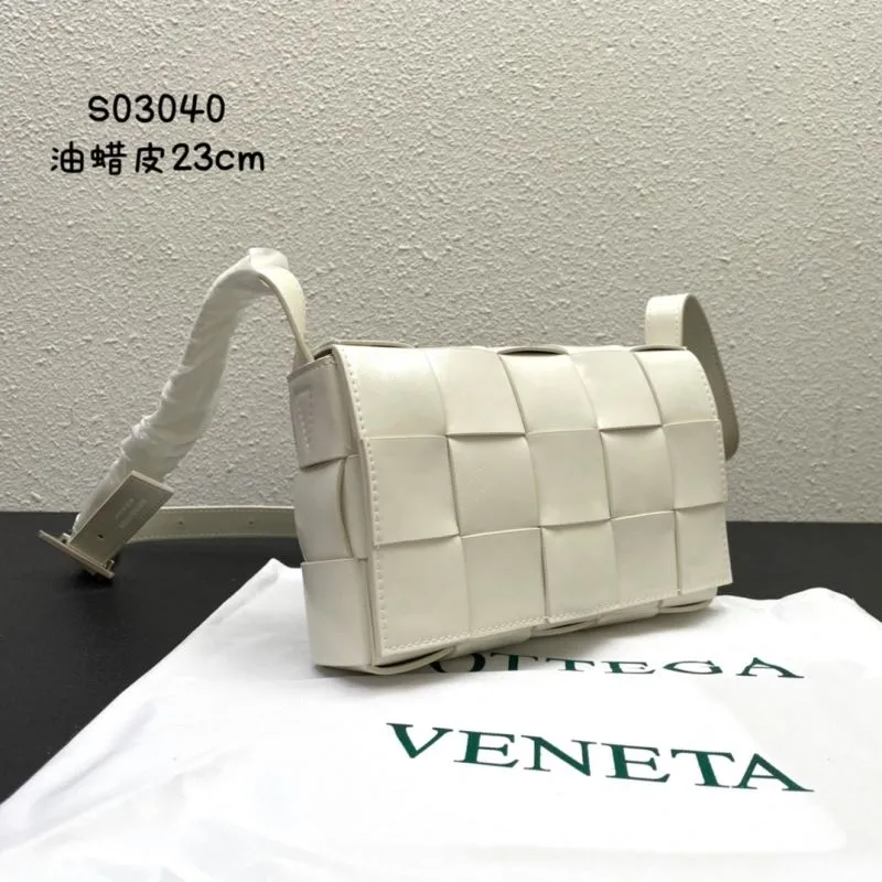 Alternative view of Bottega Veneta White Leather Satchel Bag S03040 23cm