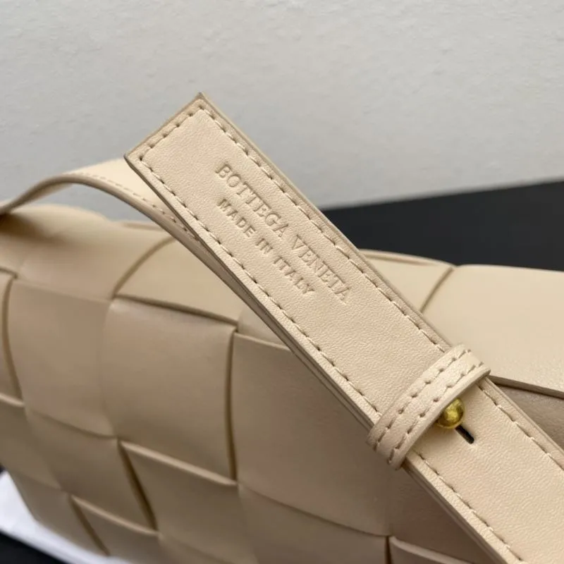 Bottega Veneta Large Beige Satchel Bag 3030 - Image 6