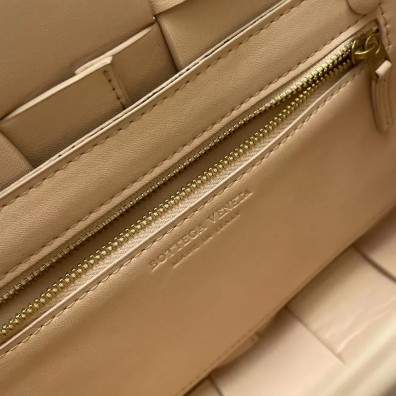 Bottega Veneta Large Beige Satchel Bag 3030 - Image 9