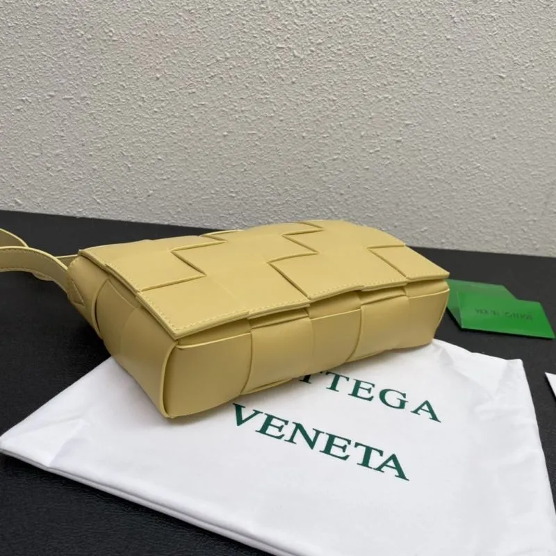 Bottega Veneta Large Yellow Satchel Bag - Image 4