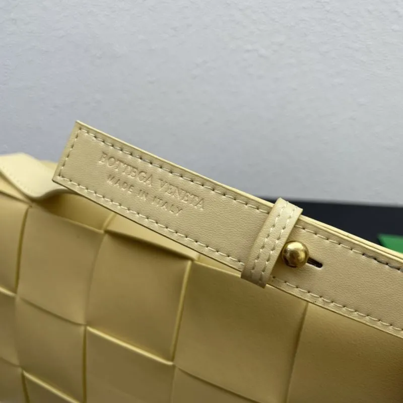 Bottega Veneta Large Yellow Satchel Bag - Image 6