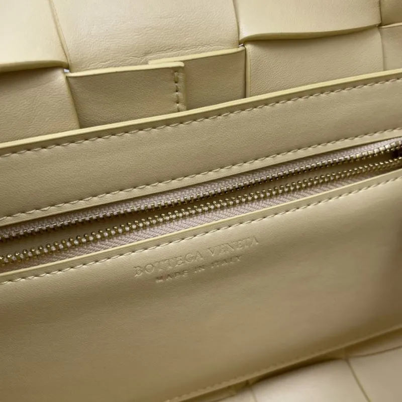 Bottega Veneta Large Yellow Satchel Bag - Image 8