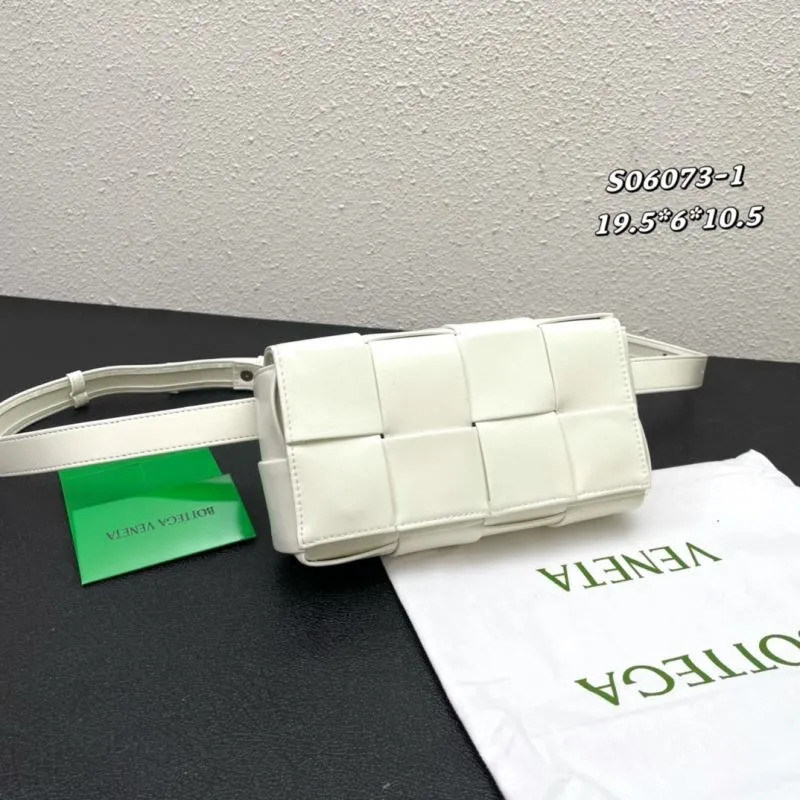 Bottega Veneta White Satchel Bag S06073-1