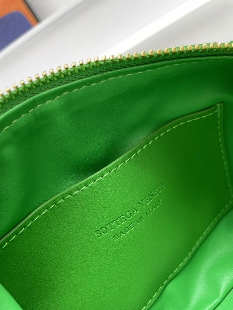 Bottega Veneta Green Woven Crossbody Bag S04001 - Image 8