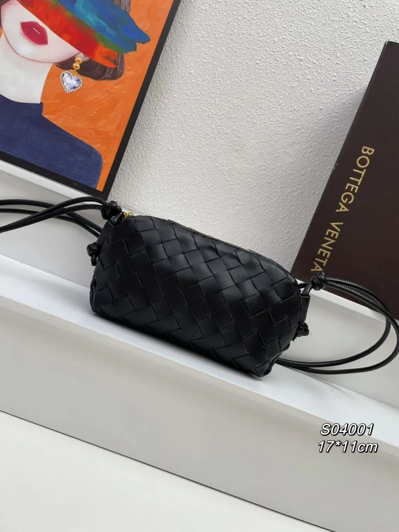 Bottega Veneta Black Woven Crossbody Bag S04001