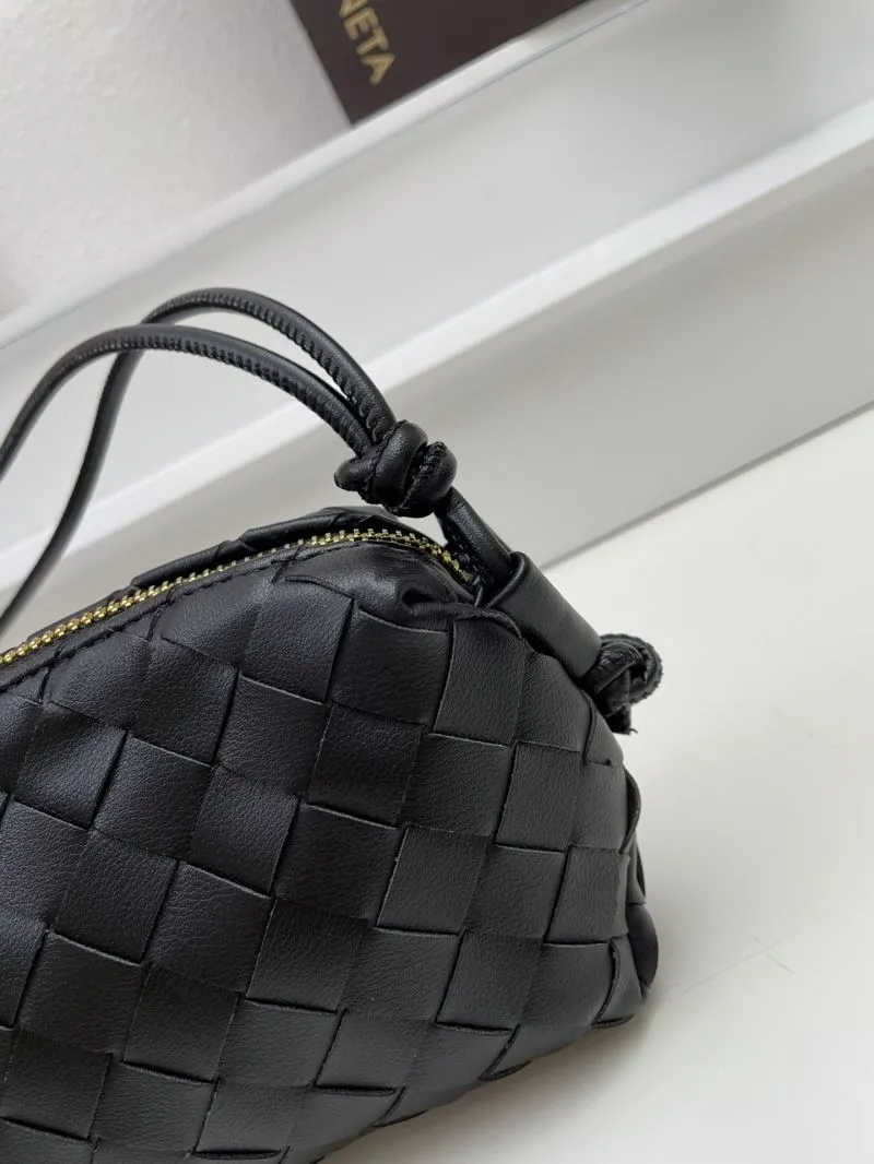 Bottega Veneta Black Woven Crossbody Bag S04001 - Image 5