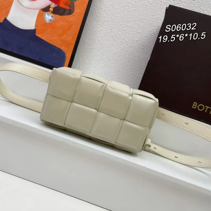 Bottega Cream Padded Satchel Bag S06032