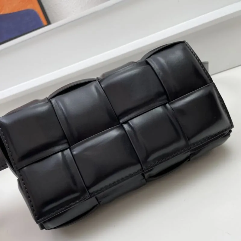BV Black Leather Satchel Bag S06032 - Image 4
