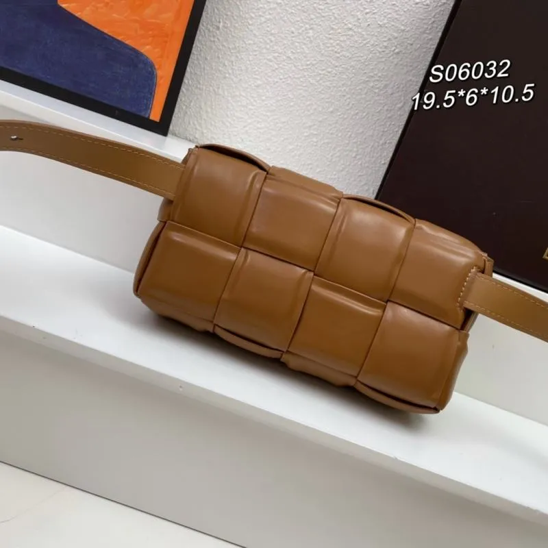 Alternative view of BV Brown Leather Satchel Bag S06032