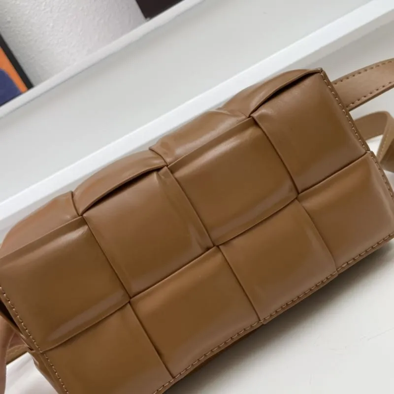 BV Brown Leather Satchel Bag S06032 - Image 4