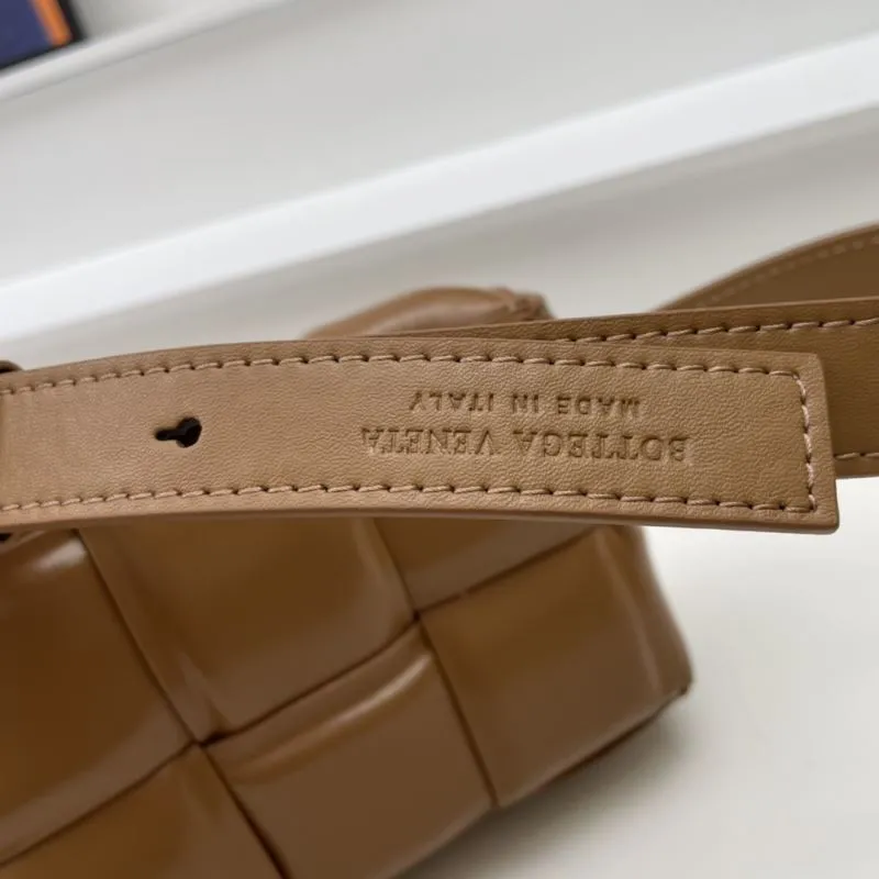 BV Brown Leather Satchel Bag S06032 - Image 6