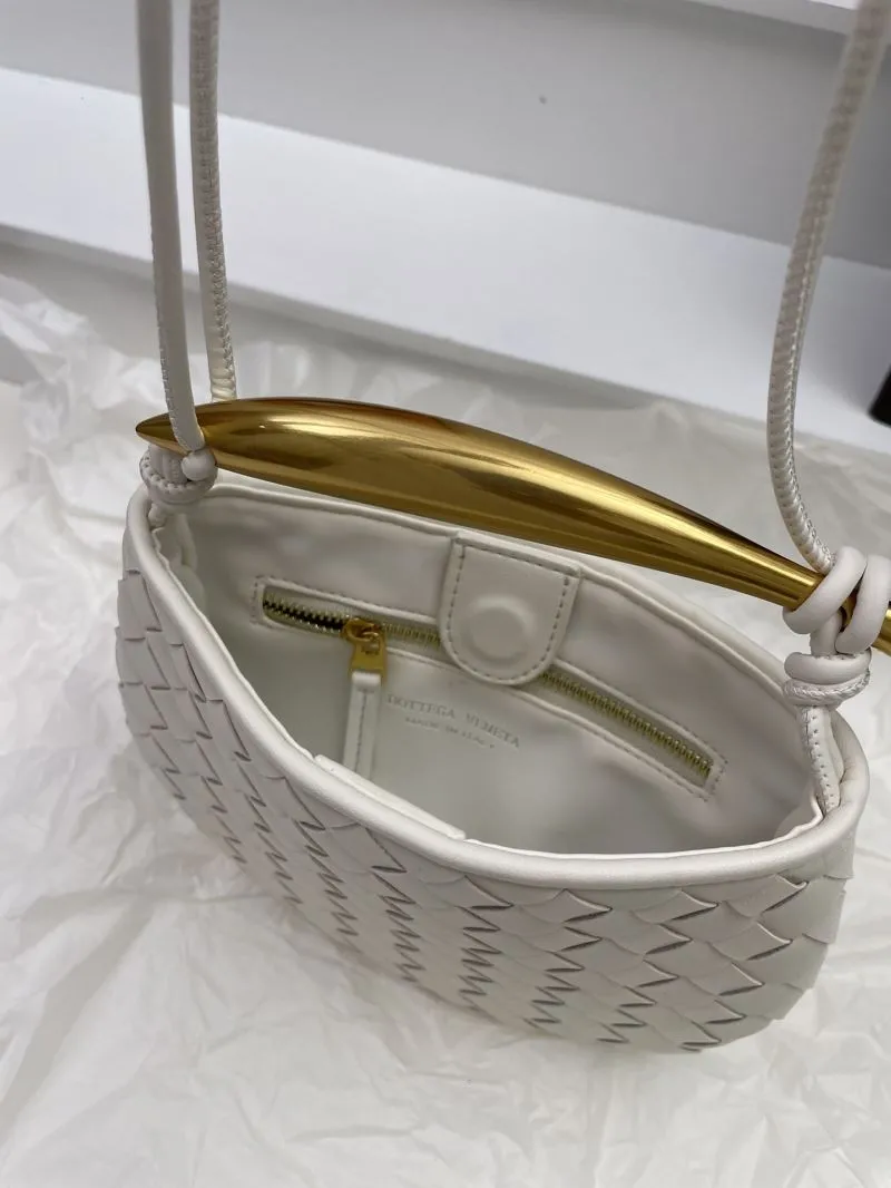 Bottega Veneta White Woven Leather Satchel Bag - Image 8