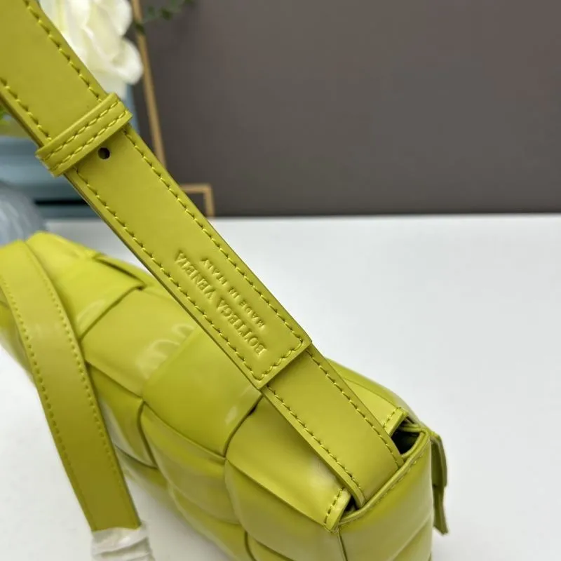 BV Lime Green Crossbody Satchel Bag 3032 26cm - Image 5