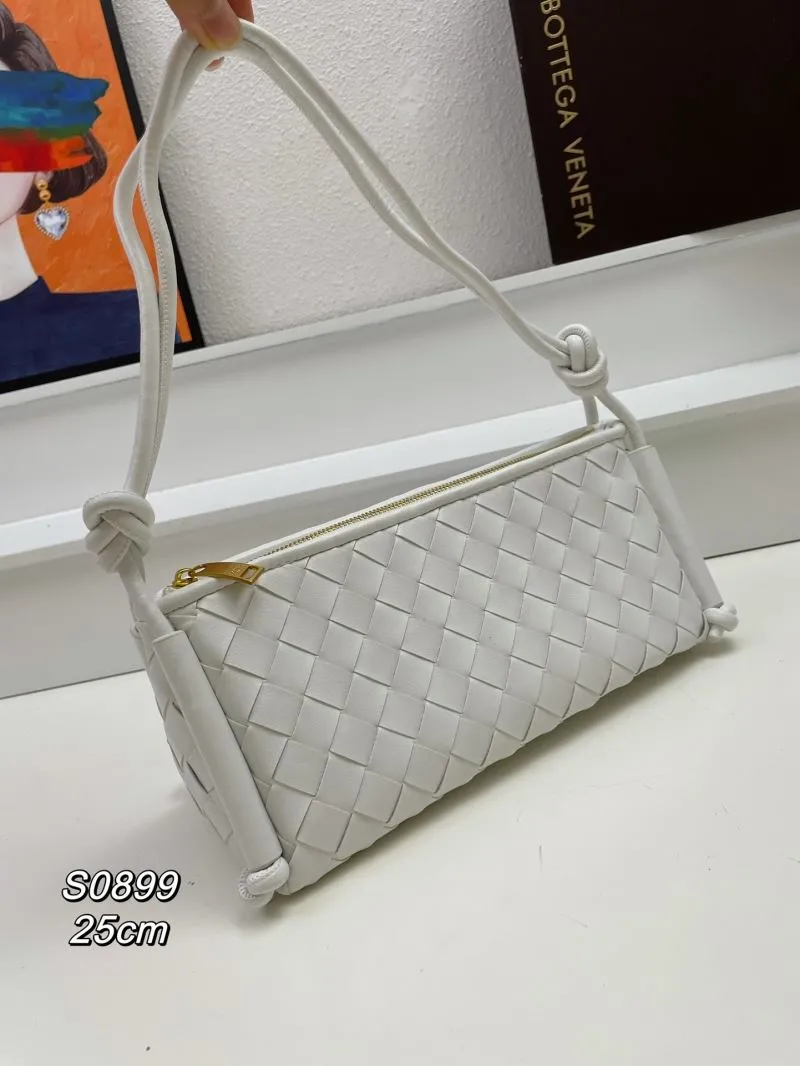 Alternative view of Bottega Veneta White Woven Shoulder Bag S0899 25cm