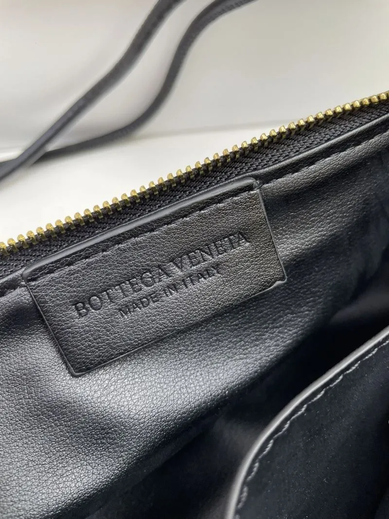 Bottega Veneta Black Woven Satchel Bag S0899 25cm - Image 8