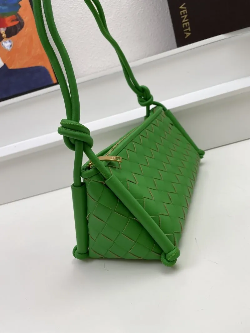 Bottega Veneta Green Woven Shoulder Bag S0899 25cm - Image 4