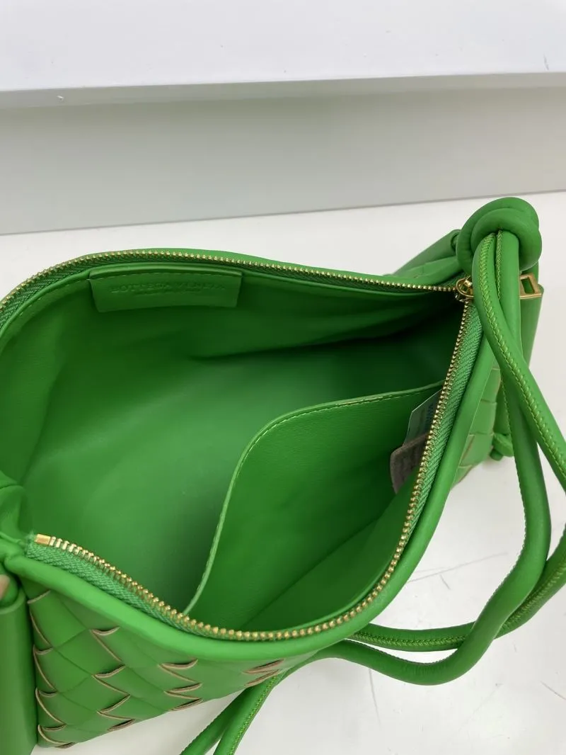 Bottega Veneta Green Woven Shoulder Bag S0899 25cm - Image 7