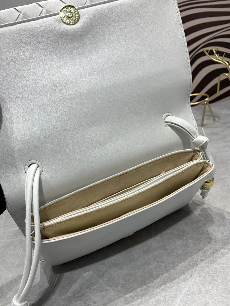 Bottega Veneta White Woven Satchel Bag 106# - Image 8