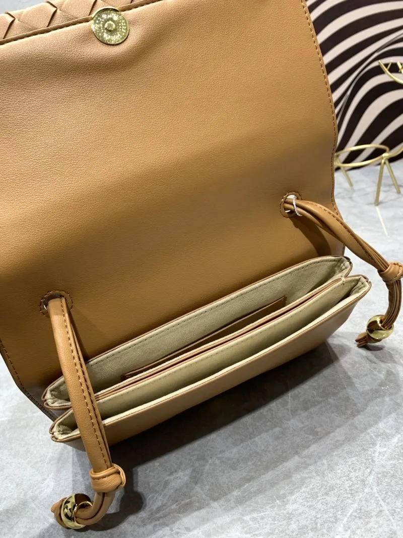 Bottega Veneta 106# Brown Woven Satchel Bag - Image 8