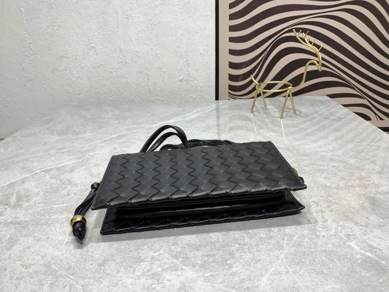 Bottega Veneta 106# Black Leather Satchel Bag - Image 7