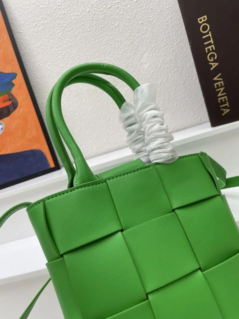 Bottega Veneta Green Woven Satchel Bag S0666 - Image 4