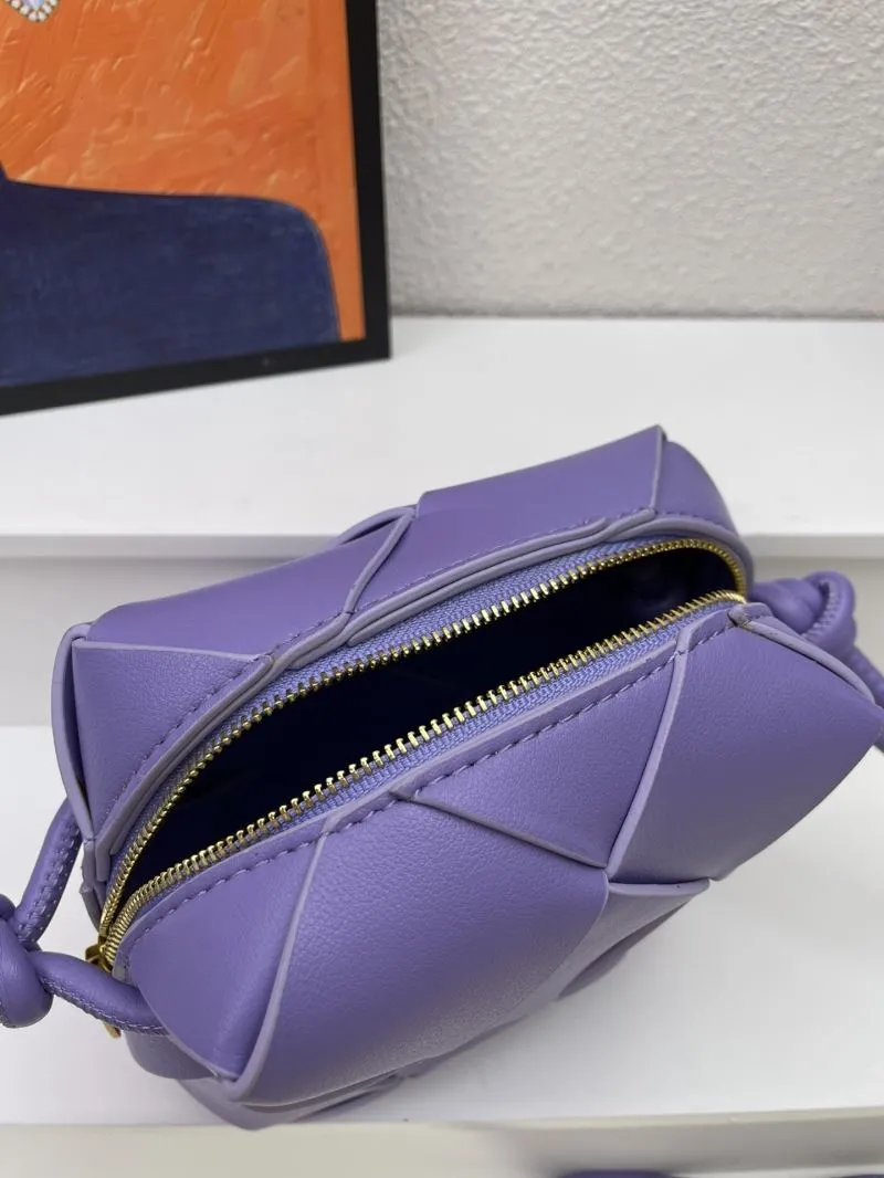 Bottega Veneta Purple Woven Crossbody Bucket Bag S001 - Image 8