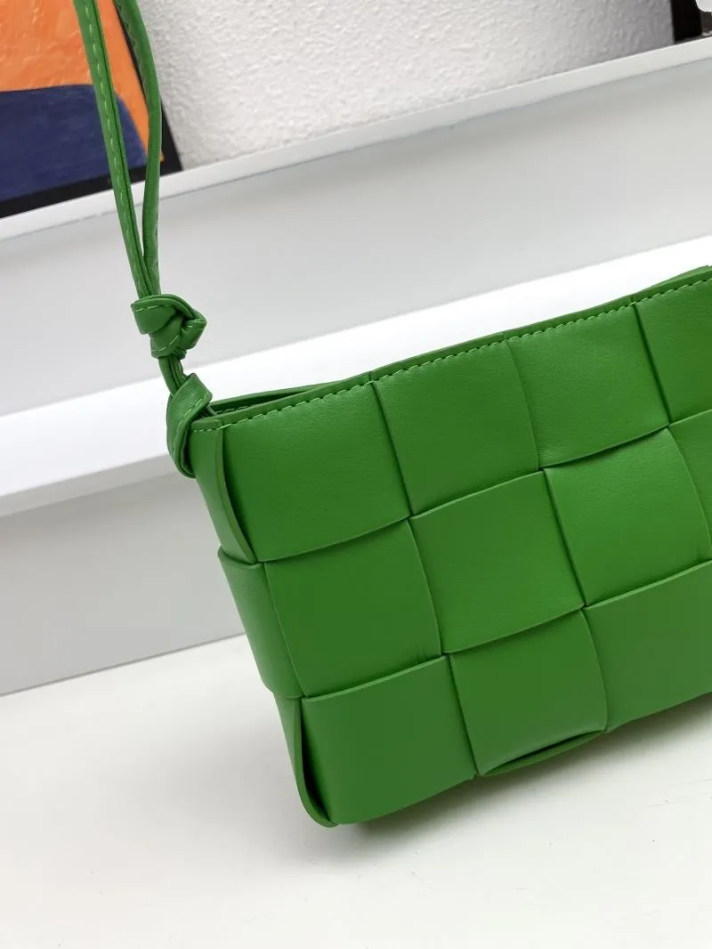 BV Green Woven Satchel Bag S03033 23cm - Image 5