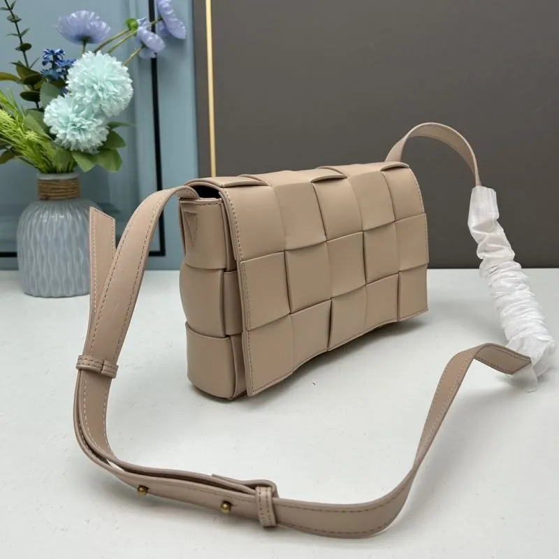 BV Beige Woven Satchel Bag 481 - Image 3