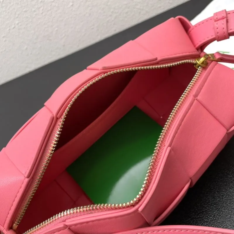 Bottega Veneta Pink Woven Satchel Bag S009 23.5cm - Image 8