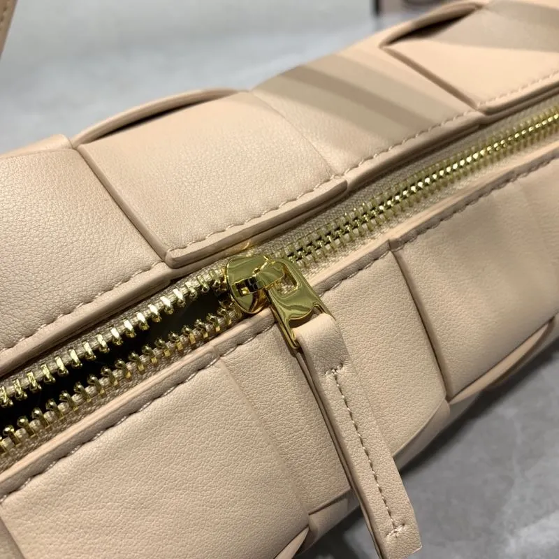 Bottega Veneta 5955 Beige Leather Satchel Bag - Image 8