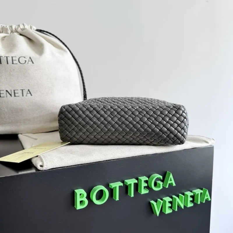 Alternative view of BV Top Handle Bags-15